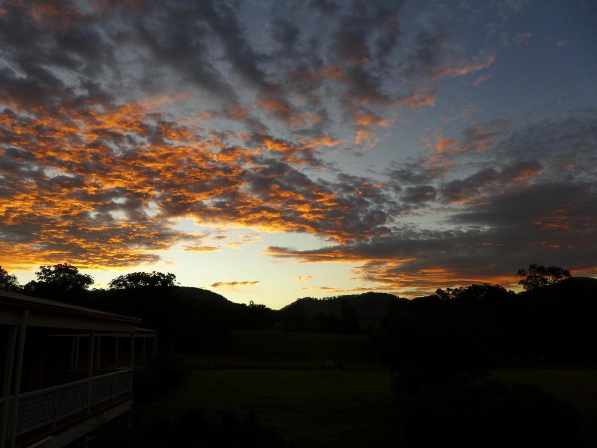 Rural Ambience With Netflix Apartment Mount George ภายนอก รูปภาพ